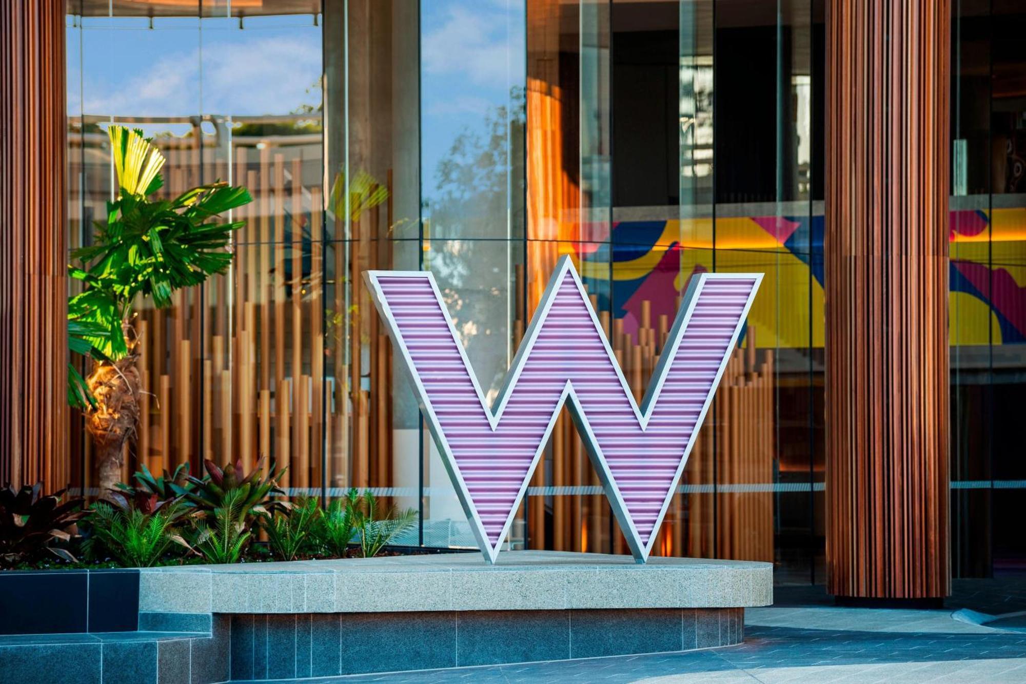Hotel W Brisbane Exteriér fotografie W Hotel logo